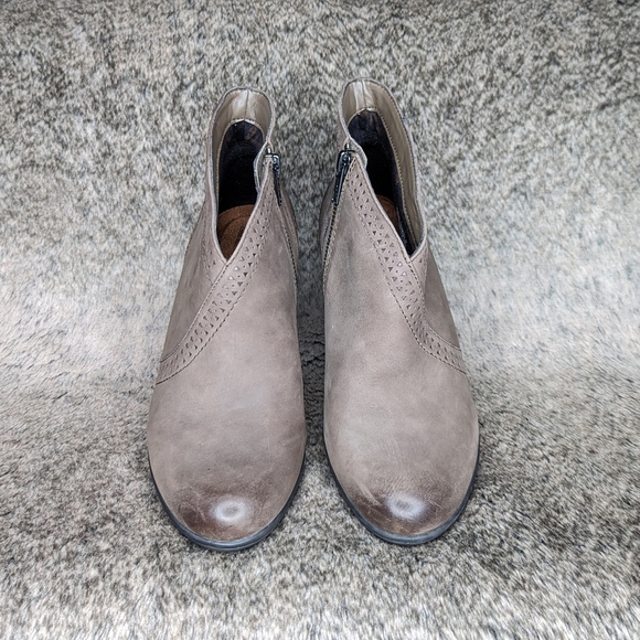 Rockport Cobb Hill Collection Rashel V-Cut Boot Women's 7 - Picture 2 of 9